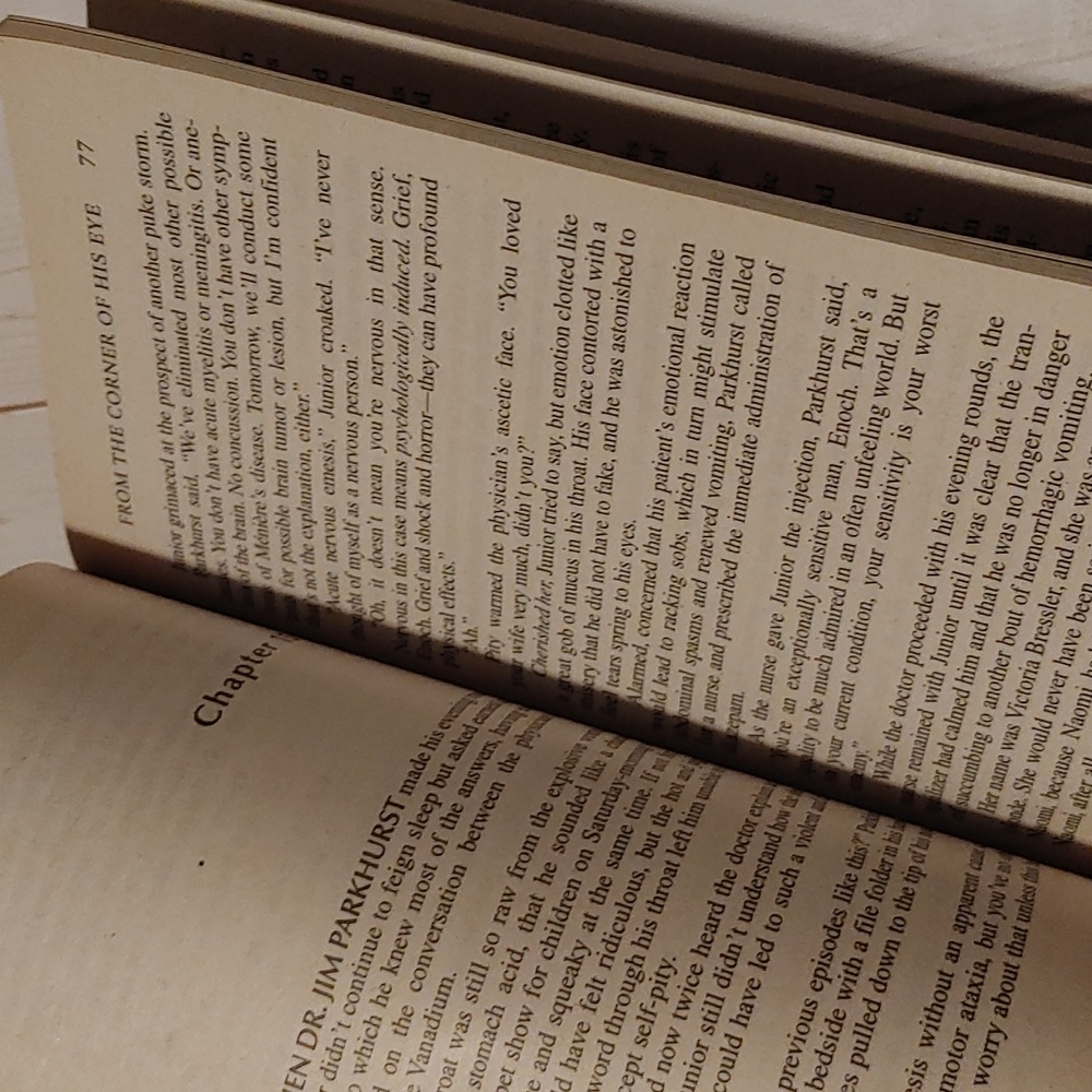 From The Corner Of His Eye By Dean Koontz Paperback 2000 - Picture 3 of 8